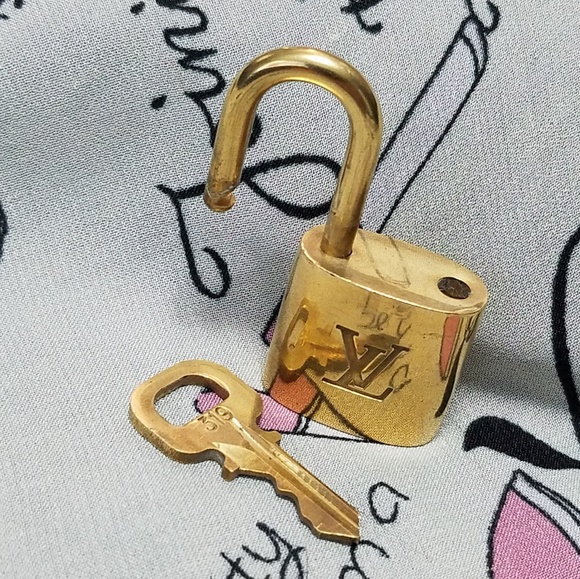 Louis Vuitton Handbags - Authentic Louis Vuitton Padlock and Key
